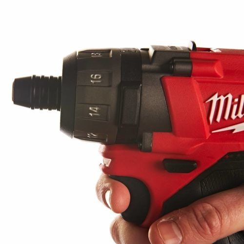 pol_pl_Wkretarka-Milwaukee-M12-CD-0-6614_6.jpg