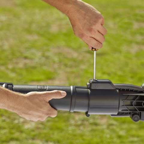 dmuchawa-odkurzacz-rozdrabniarka-ogrodowa-3000W-Black-Decker-BEBLV301-QS-62381.jpg