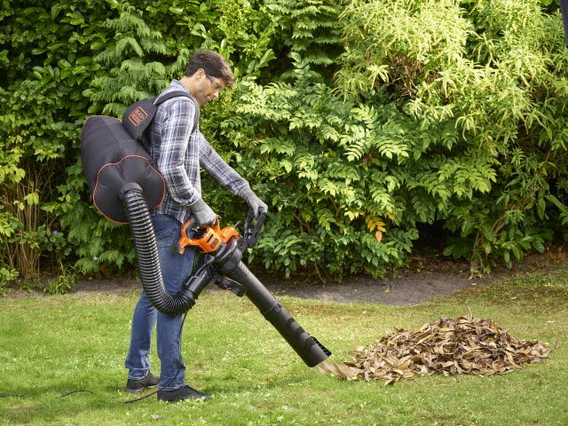 dmuchawa-odkurzacz-rozdrabniarka-ogrodowa-3000W-Black-Decker-BEBLV301-QS-62379.jpg