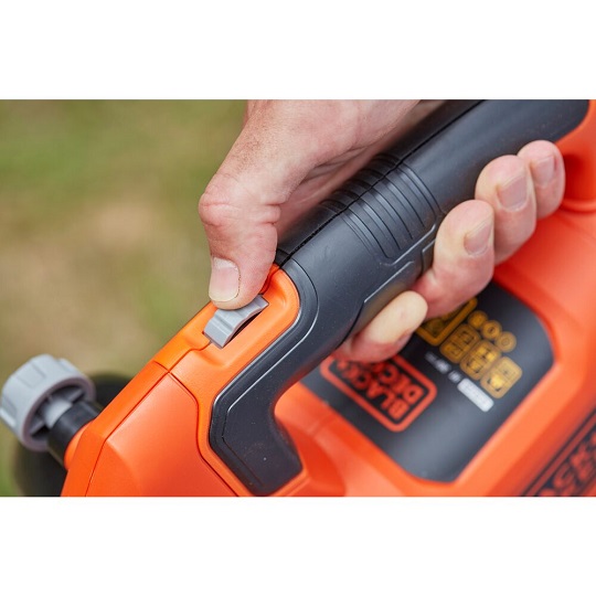 akumulatorowa-dmuchawa-odkurzacz-do-lisci-z-funkcja-rozdrabniania-3w1-36V-Black-Decker-BCBLV3625L1-QW-2-5-Ah-74940.jpg