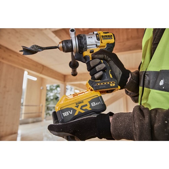 akumulator-18V-XR-8-0Ah-Li-Ion-DeWALT-DCB1880-XJ-70071.jpg