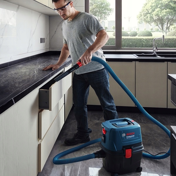 Bosch-Professional-GAS-15-PS-Odkurzacz-na-sucho-mokro-06019E5100-A-Wydatek-powietrza-53-l-s.jpg