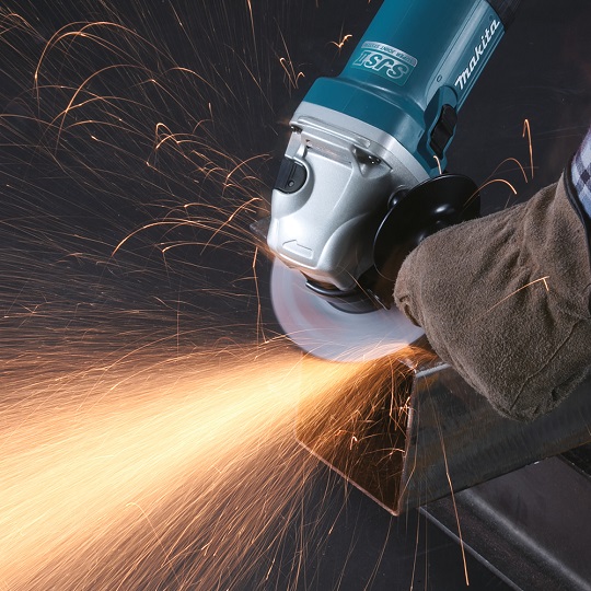szlifierka-katowa-1400W-125mm-Makita-GA5040C-98550.jpg