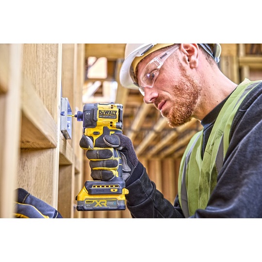 akumulatorowa-zakretarka-udarowa-hydrauliczna-1-4-18V-XR-56Nm-DeWalt-DCF870N-XJ-Li-Ion-70090.jpg