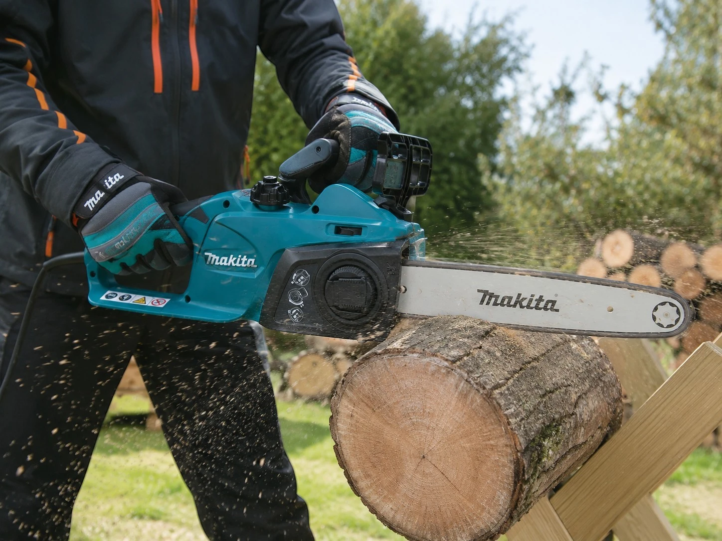 makita-uc3541a-pilarka-elektryczna-lancuchowa-35cm-1800w